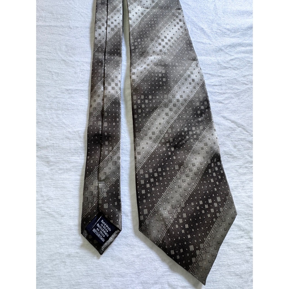 David Taylor Mens Silk Necktie Brown‎ Taupe Silver Diagonal Geometric Stripe Tie